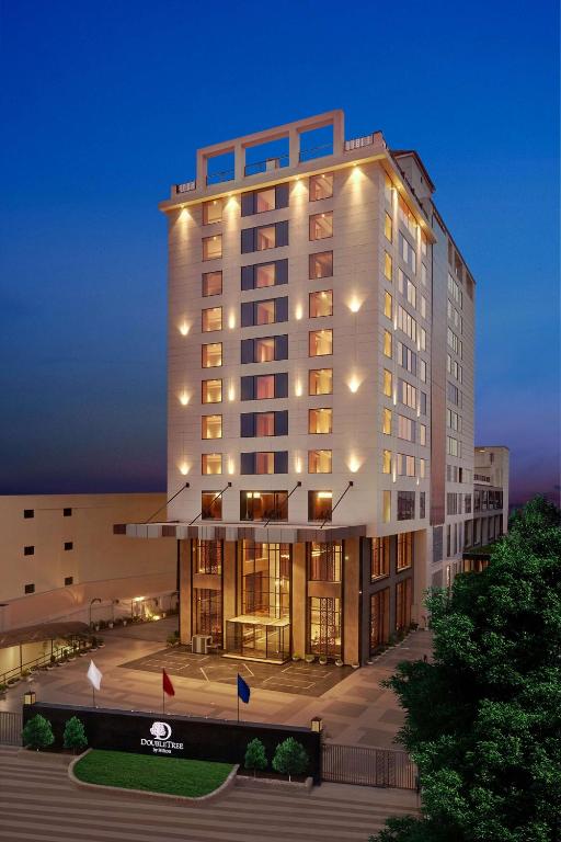 DOUBLE TREE BY HILTON